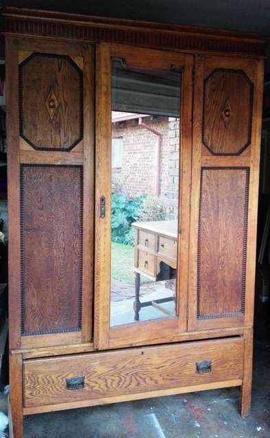 Antique Dressing table with cupboard