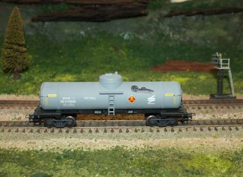 FRATESCHI SPOORNET (BLOEMFONTEIN) FUEL TANKER.  SEE DESCRIPTION