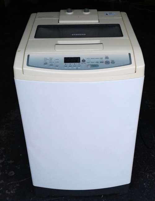 SAMSUNG 9KG TOP LOADER WASHING MACHINE. WORKING (except spin cycle). COLLECTION ONLY JHB. SEE DESC.