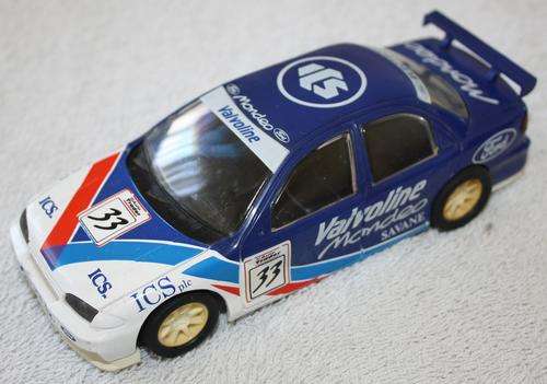 SCALEXTRIC FORD MONDEO "VALVOLINE" NO. 33 BOXED.  SEE DESCRIPTION