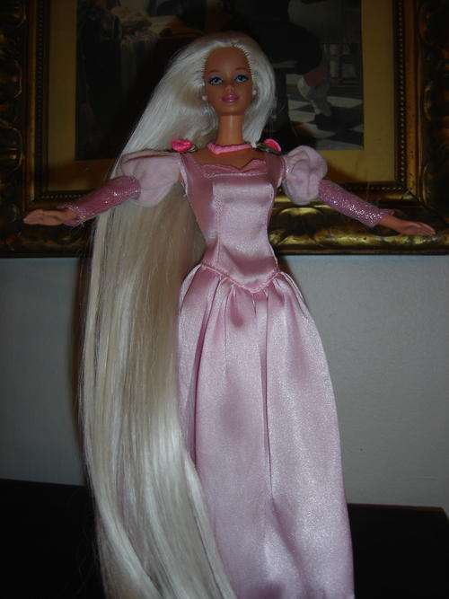 RAPUNZEL BARBIE