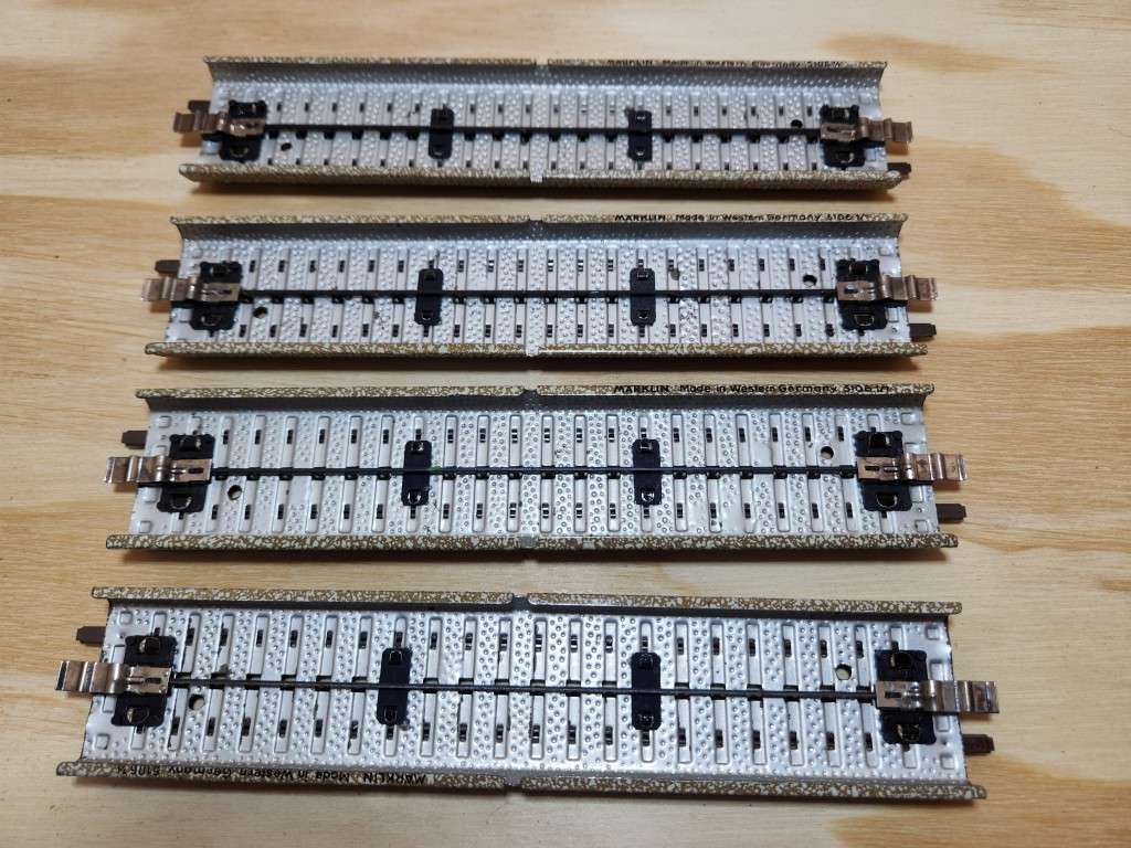 Marklin straight track 5106 x 4