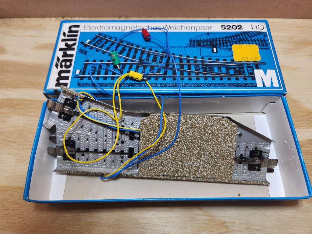 Marklin Left-hand Electric Turnout