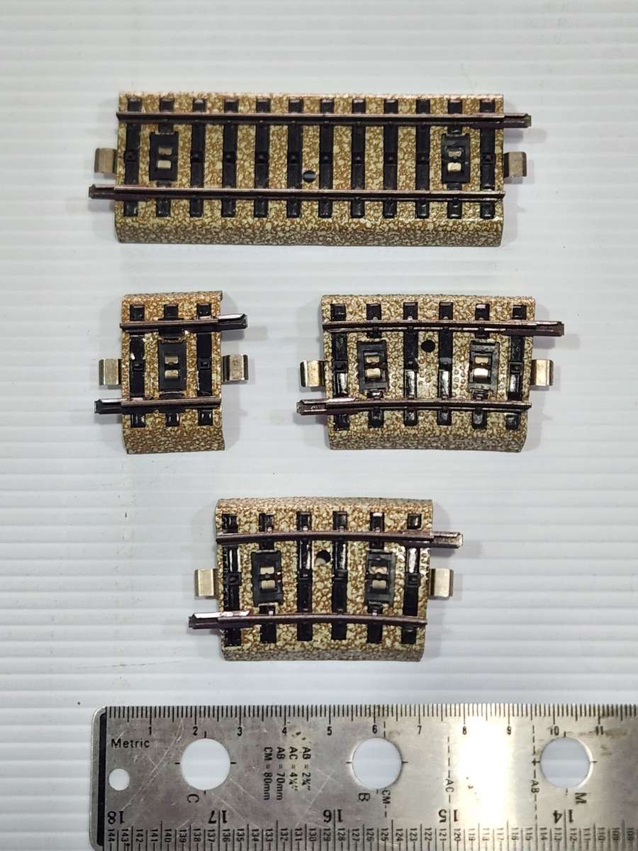 Marklin short M track sections