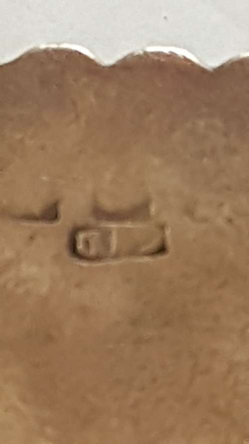 Antique box / locket in silver and a yellow metal