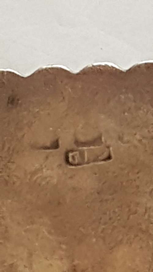 Antique box / locket in silver and a yellow metal