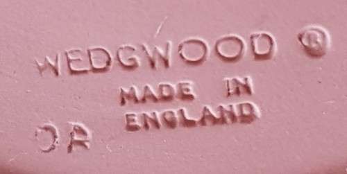 Pink Jasperware Wedgewood pin / trinkey plate