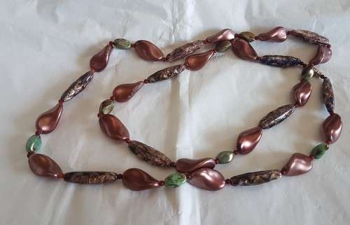 Elegant copper and green tone vintage bead necklace