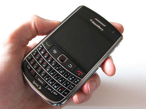 NEW BlackBerry Bold 9650 Unlocked Quad-band Smartphone - 2.45'' Color Screen - Bluetooth Enabled