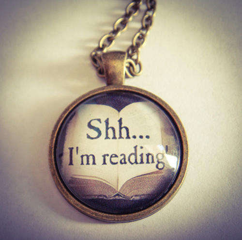 Reading Pendant and Chain