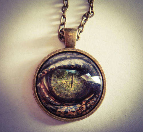 Dragon Eye Pendant and Chain