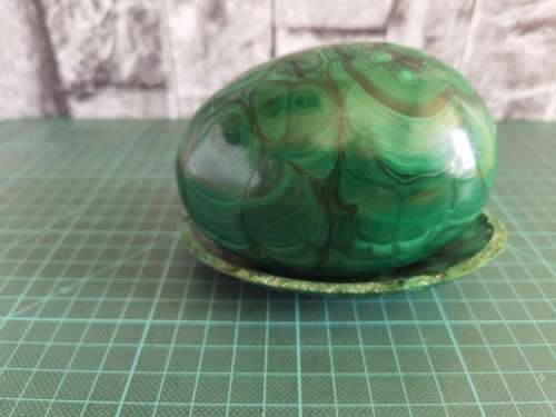 Malachite egg and bowl