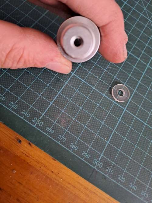 Air rifle or paintball CO2 88G to 12G reducer adaptor