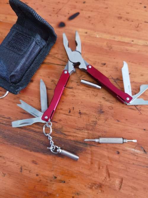 Multy tool small key chain