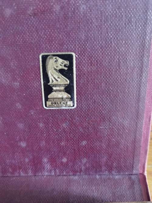 Vintage Drueke chess set miniature wood