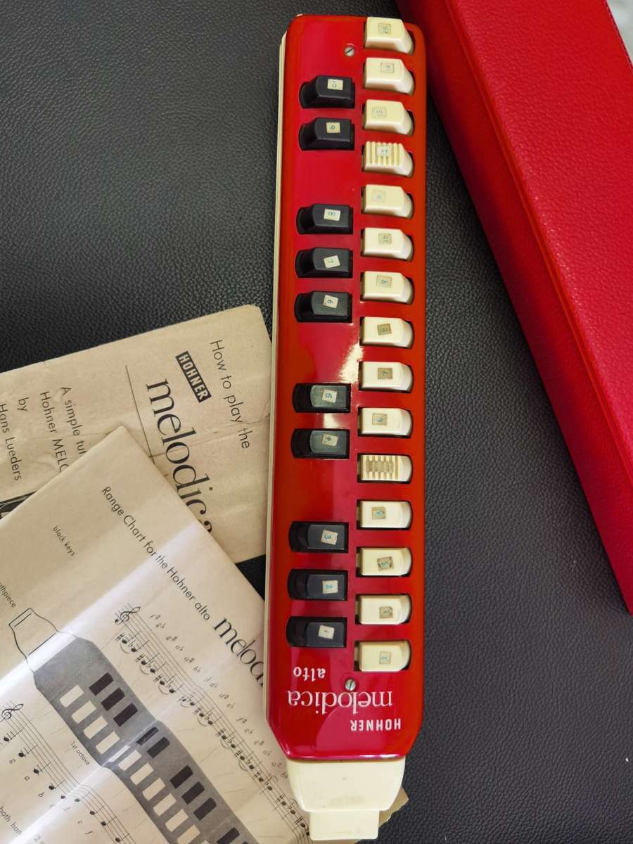 Music Instrument Hohner Melodica atto