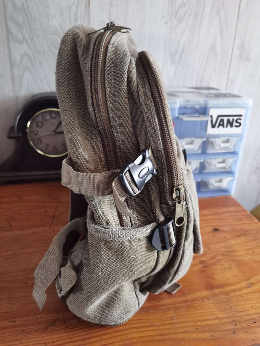 Powerland retro expandable canvis back pack