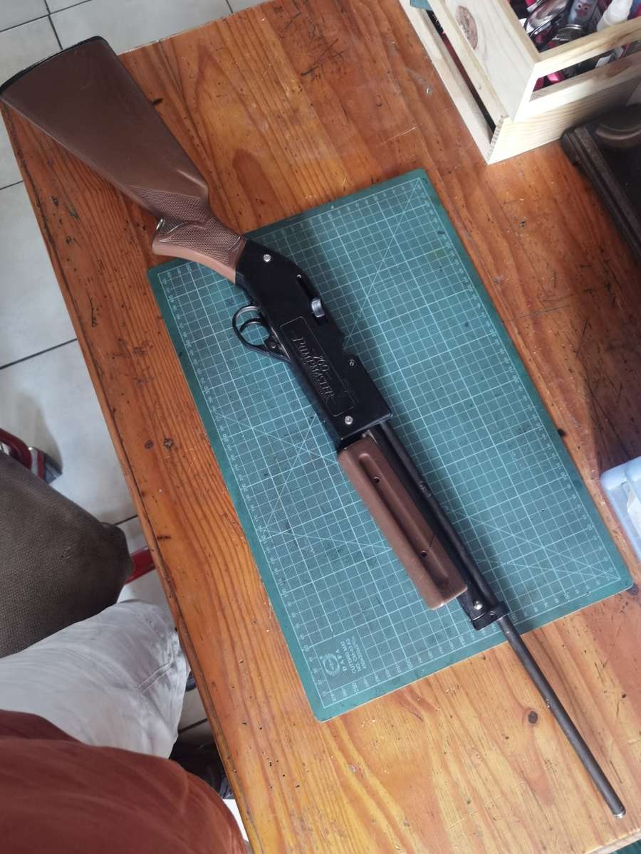 Crosman 760 pumpmaster Not Working spares or repair