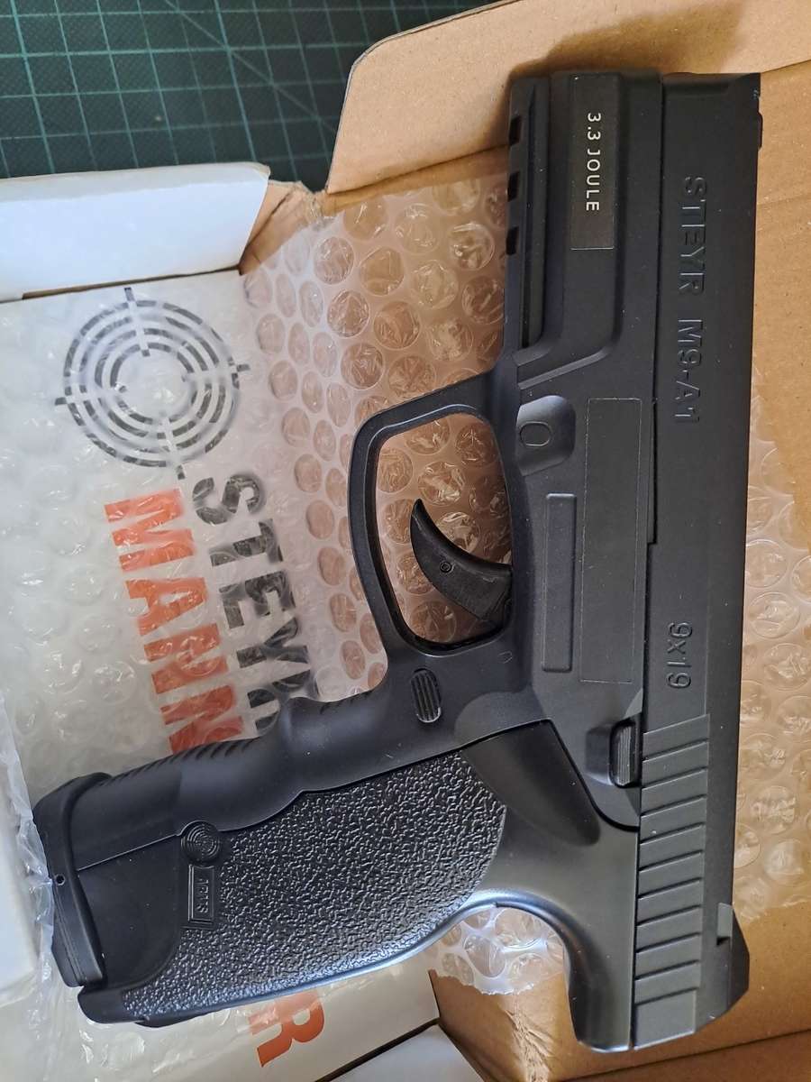 ASG Steyer M9-A1 co2 pistol steel bb