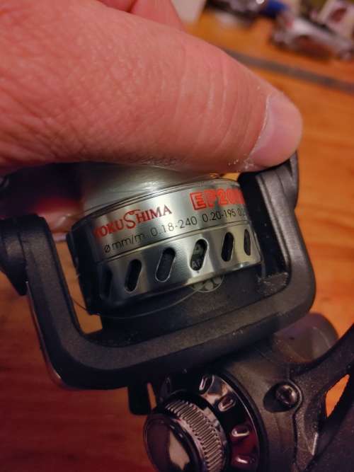 Fishing reel Tokushima EF2000