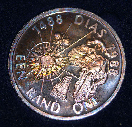 A 1988 DIAS SILVER PROOF R1 IN A OFFICIAL BLUE SAM BOX