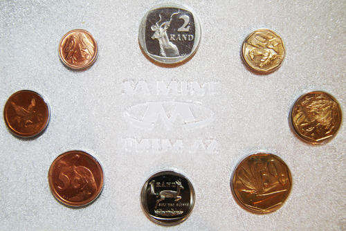 A NICE 1990 UNC MINT PACK