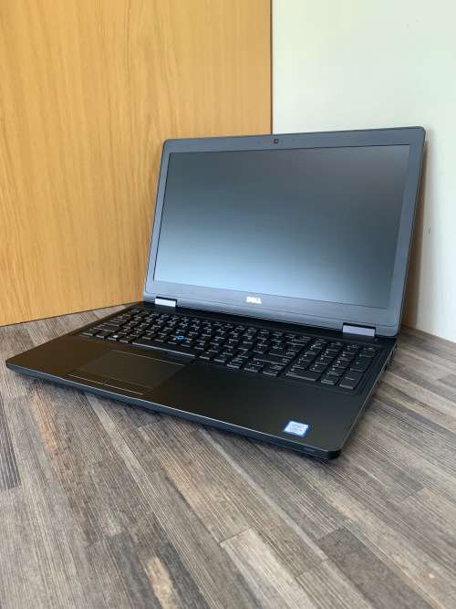 **MONSTER SPEC**Dell Latitude E5580**7th Gen Core i7**8GB DDR4 Ram**256GB SSD**15.6" FULL HD LED**
