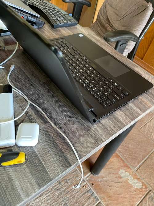 **MONSTER SPEC** Latest Dell Vostro 15 7th Gen Core i5, INTEL HD 620, 500GB HDD 8GB DDR4**