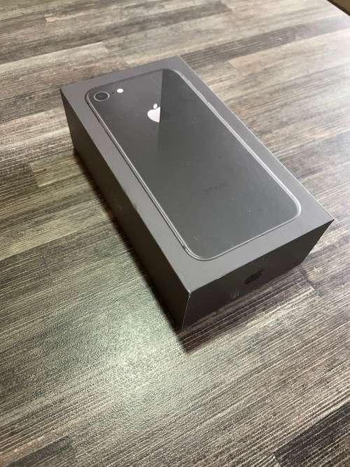 **EXCELLENT**GENUINE APPLE**iPhone 8**64GB**Space Grey**Original box with accesories**