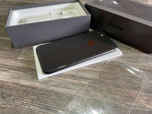 **EXCELLENT**GENUINE APPLE**iPhone 8**64GB**Space Grey**Original box with accesories**