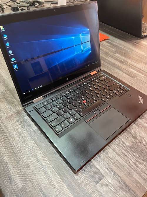 **TOUCH SCREEN**LENOVO X1 YOGA ULTRABOOK**6th Gen CORE i5**128GB SSD**8Gb Memory**