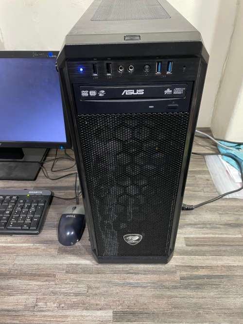 **MSI**GAMING TOWER**6th GEN i5**INTEL HD**8GB DDR4**320GB HDD**17` LED**Complete PC**