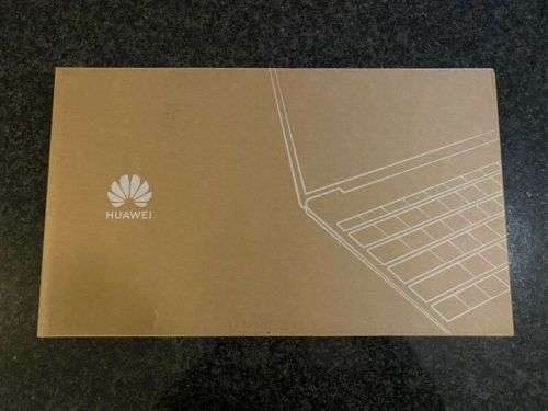 **EXCELLENT AS NEW IN ORIGINAL BOX**HUAWEI MateBook D15**10th Gen**8GB DDR4**256GB SSD**15.6" FHD**