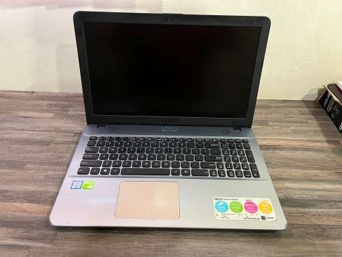 **Asus Vivobook R541U**7th Gen i5**128GB SSD**16GB MEMORY**NVIDIA GPU**FULL HD LED**