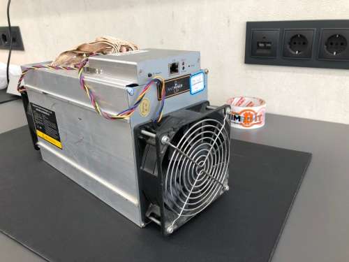 Antminer L3+ running at 504Mhs - Litecoin, Dogecoin Merge Miner (NH Bitcoin)