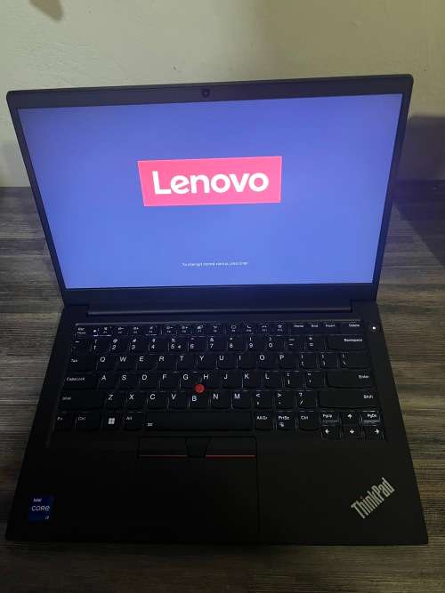 **Lenovo E14**12th gen Core i7**16GB Memory**512GB SSD**14` FULL HD LED**IRIS XE GPU**WARRANTY**