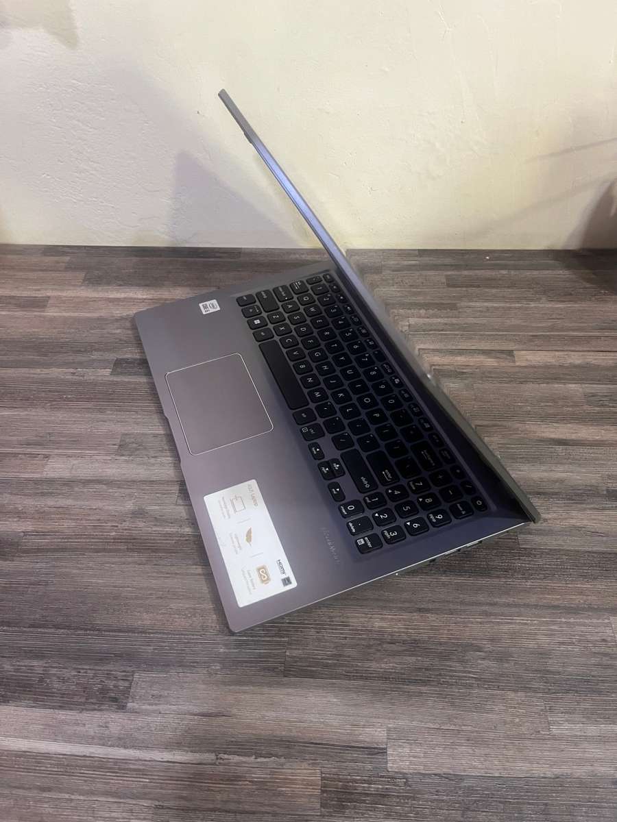 **LATEST**Asus X515**10th Gen i5**8GB DDR4**512GB SSD**NANO EDGE FHD**IRIS+ GPU**