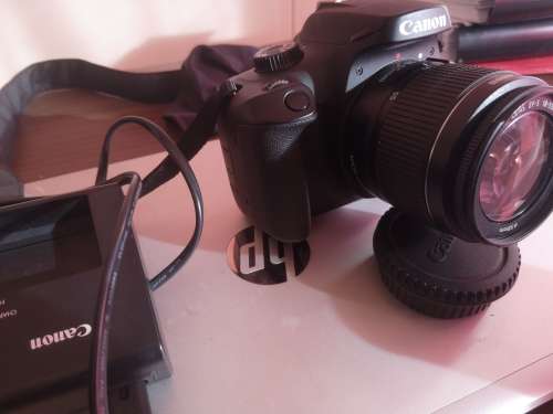 Canon EOS 4000D Starter Bundle