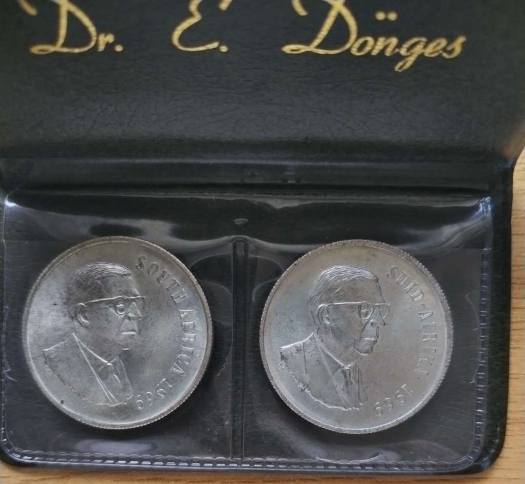 Crazy R1 Start! 1969 R1 Coin Set. Pure Silver