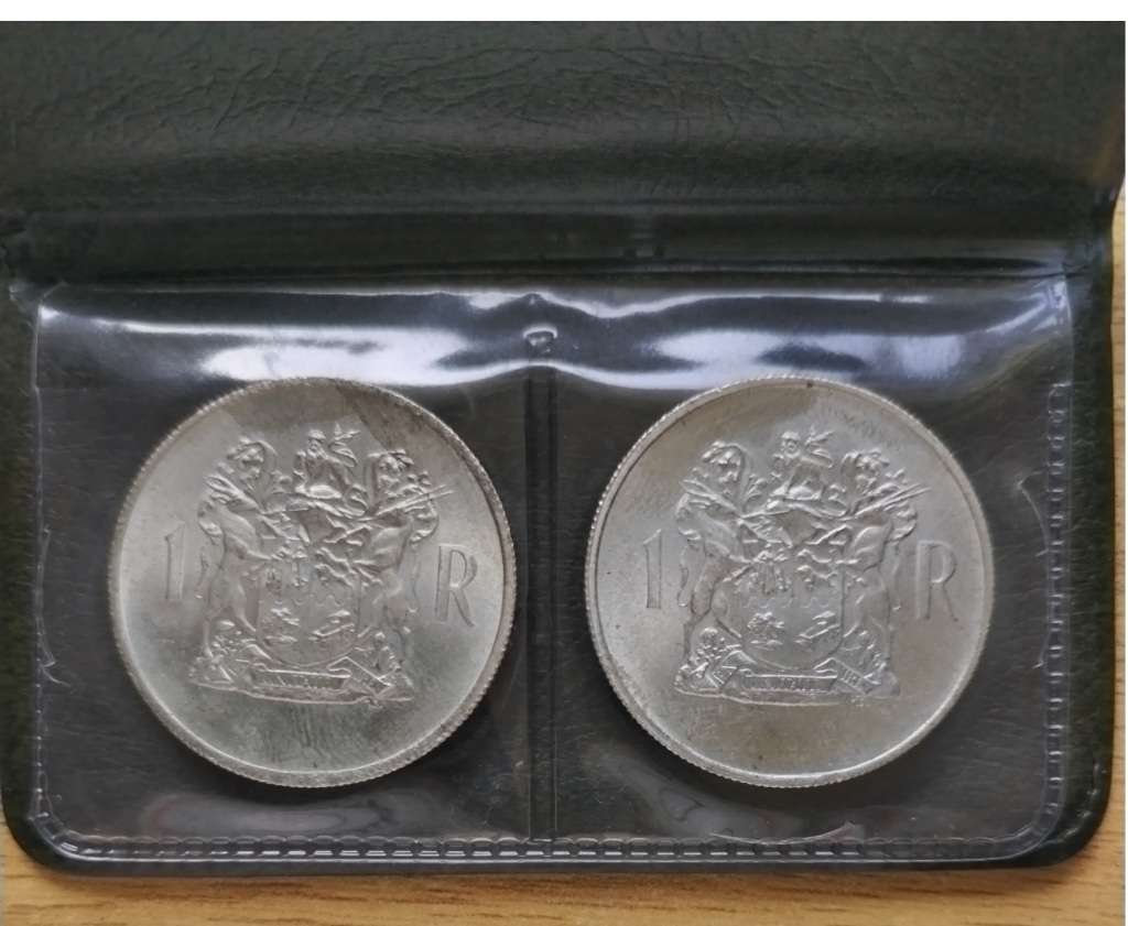 Crazy R1 Start! 1969 R1 Coin Set. Pure Silver