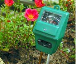Multi purpose 3-in-1 Soil PH/Moisture and Light Test Meter.