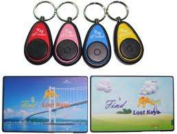 2 x Key finders with Credit Card Transmitter! Handy Gadget!