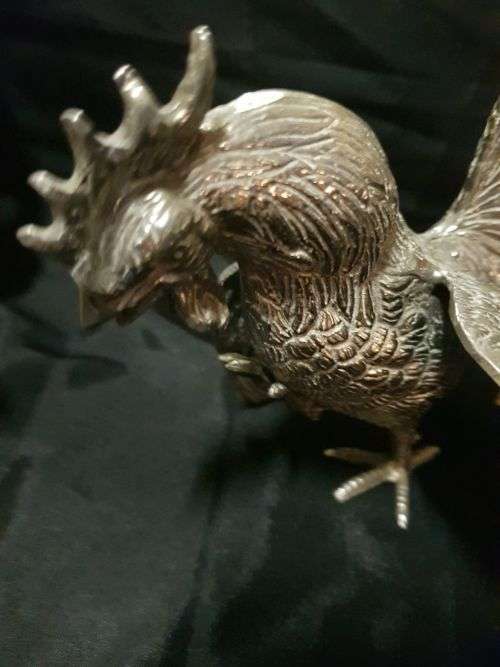 Pair of metal Fighting Cocks