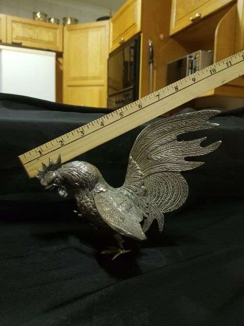 Pair of metal Fighting Cocks