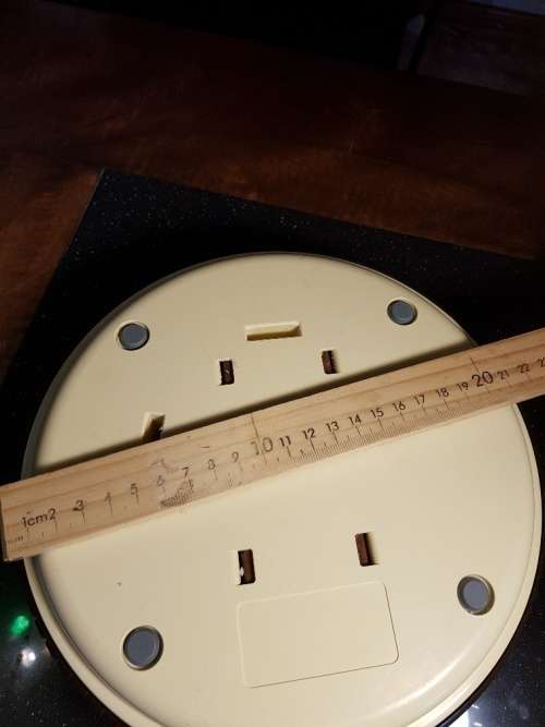 Vintage Hanson Plastic Scale in grams to 3 kg's