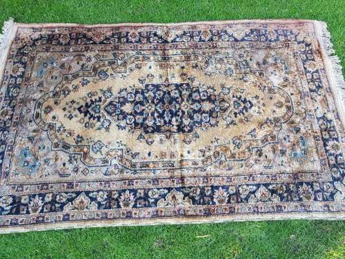 Persian Rug Pink/Beige and Blue 196 cm x 124 cm
