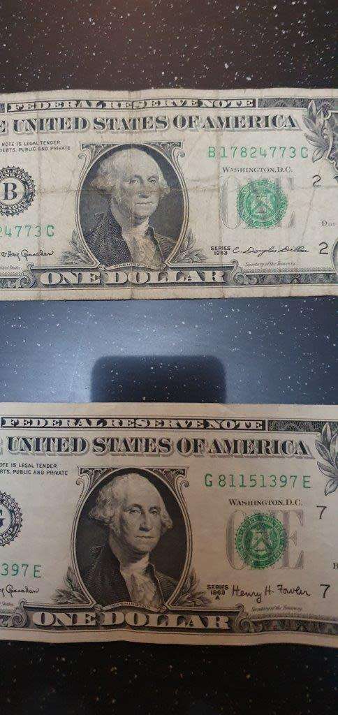 2 X USA 1 Dollar Bank Notes