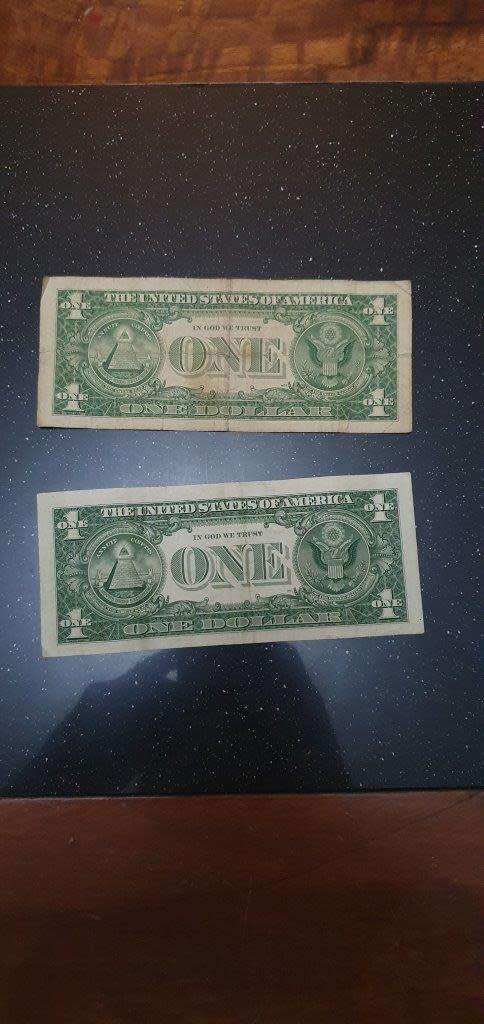 2 X USA 1 Dollar Bank Notes