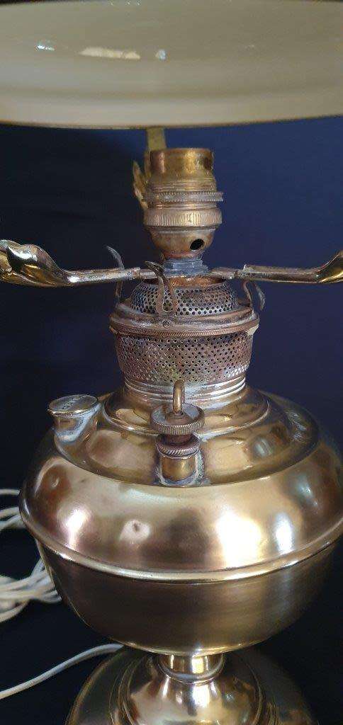 Stunning Vintage Millers Converted Oil Lamp