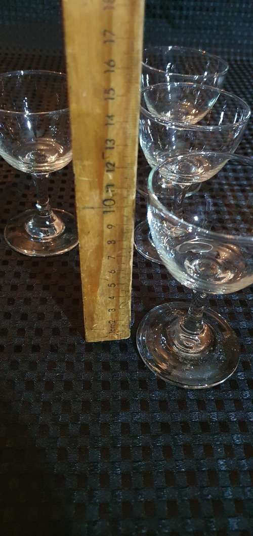 5 Fine Sherry Glasses